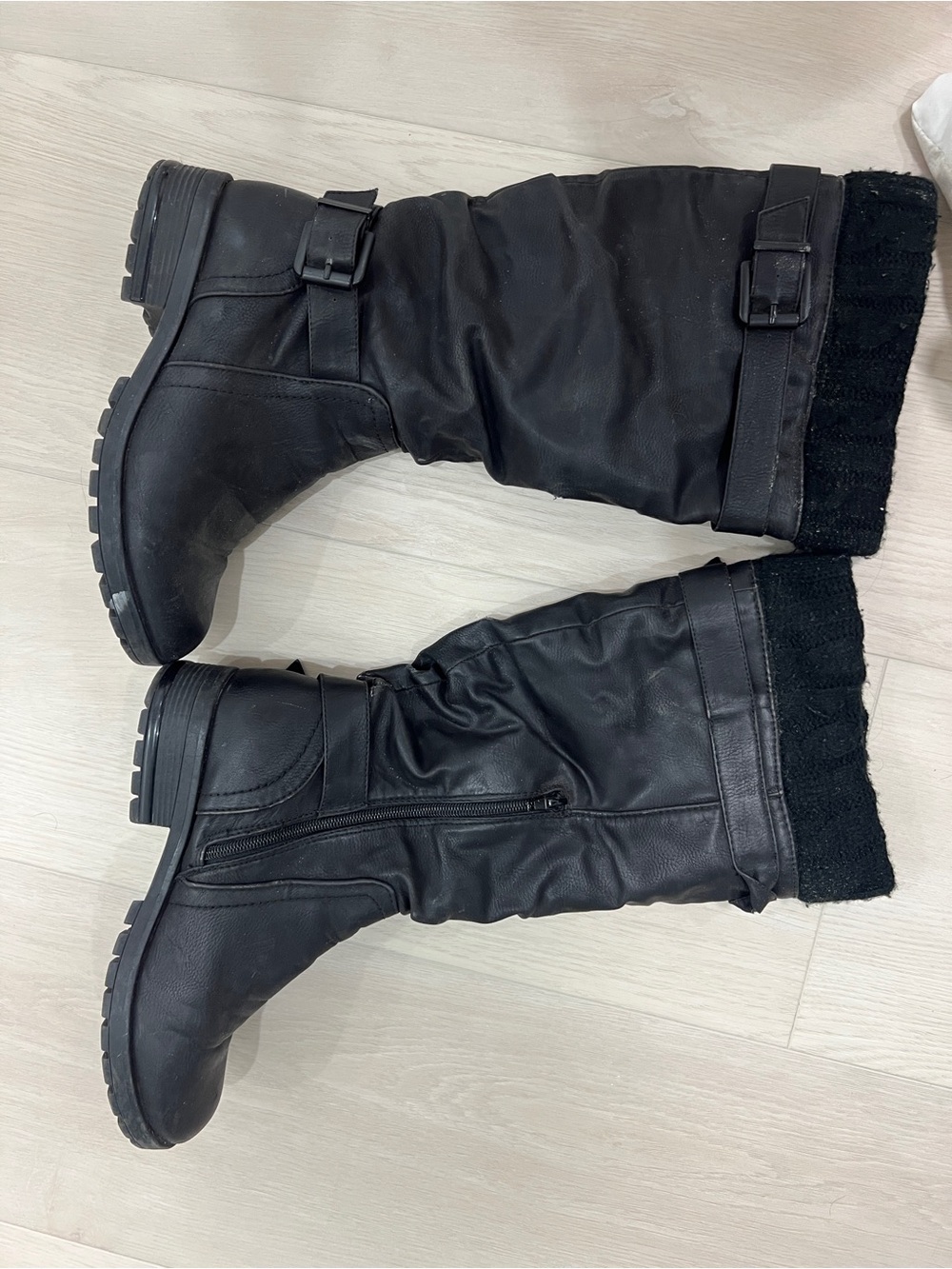 Black Mid-Calf Buckle Winter Boots